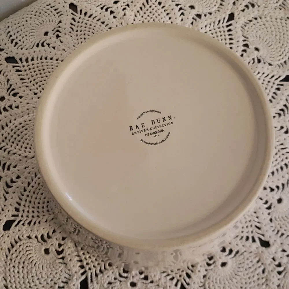EUC Rae Dunn Pet Bowl / Pet Dish - 